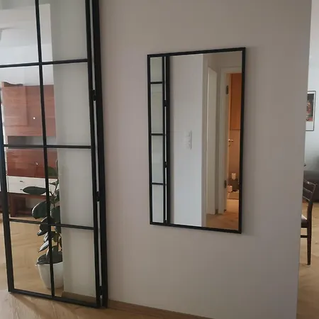 Beautiful New Apt In Old Town Near Train Station - Free Parking Bratislava Exterior photo