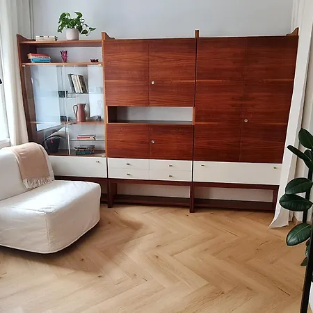 Beautiful New Apt In Old Town Near Train Station - Free Parking Bratislava Exterior photo