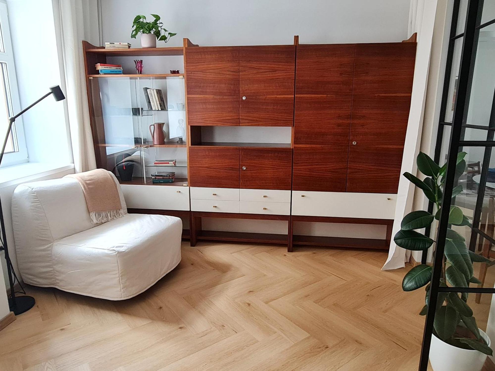 Beautiful New In Old Town Near Train Station - Free Parking *